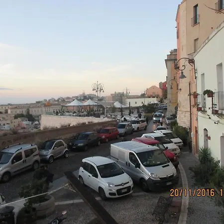 Monolocale In Castello Lejlighed Cagliari