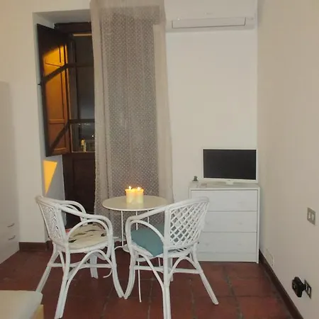 Monolocale In Castello Lejlighed